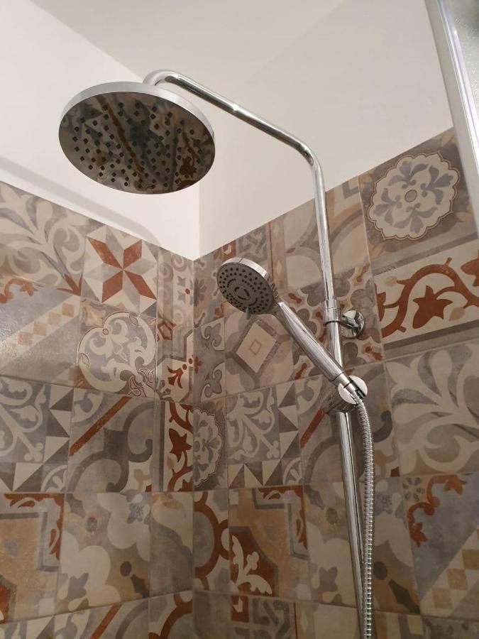 B&B I Sei Volti Lecce Extérieur photo